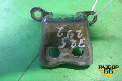 Петля двери передней левой нижняя (67450S3N003ZZ) для Honda Accord(CL-CM) с 2003-2007г (Аккорд)