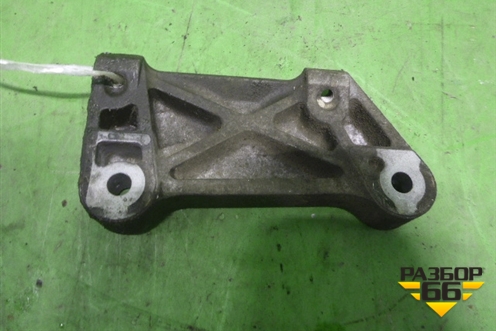 Кронштейн компрессора кондиционера (2.4л K24A3) для Honda Accord(CL-CM) с 2003-2007г (Аккорд)