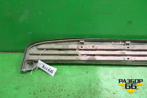 Подножка левая (796085744) для Chevrolet Tаhoe с 2000-2006г (Тахо 2)
