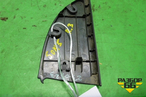 Накладка двери задней правой (уголок) (839203C000) для Hyundai Sonata-5 с 2001г (Соната)