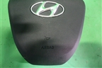 Крышка AIR BAG в рулевое колесо (новая) для Hyundai i20 с 2008г (Ай20)