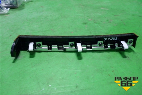 Накладка на торпедо (левая новая) (847803J150FU) для Hyundai ix 55 с 2008г (Ай икс 55)