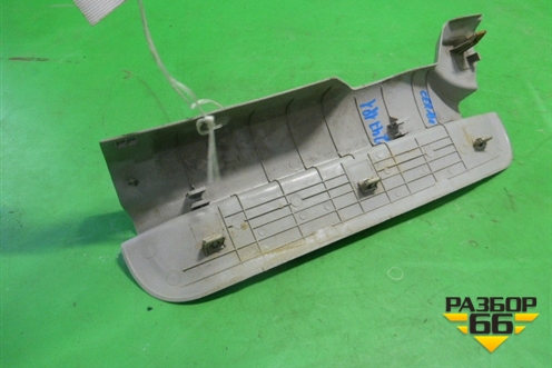 Накладка порога внутренняя заднего левого (8587638000) для Hyundai Sonata-5 с 2001г (Соната)