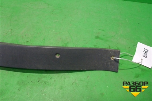 Накладка порога внутренняя правая (задняя часть) (81615100320) для MAN TGS с 2007г (ТГС)