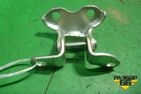 Петля двери задней левой верхняя (новая) (687600D030) для Toyota Yaris с 2011г (Ярис)