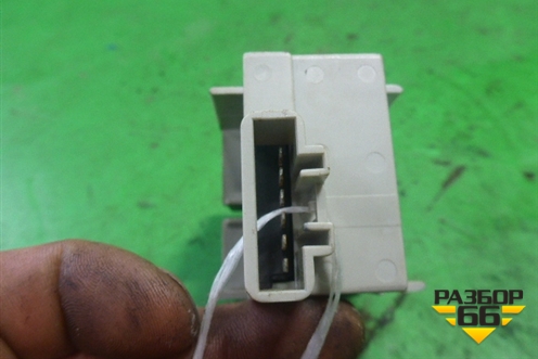 Модуль кнопок (аварийки и обогрева заднего стекла) (3748200) для BYD F3 с 2007г (Ф3)