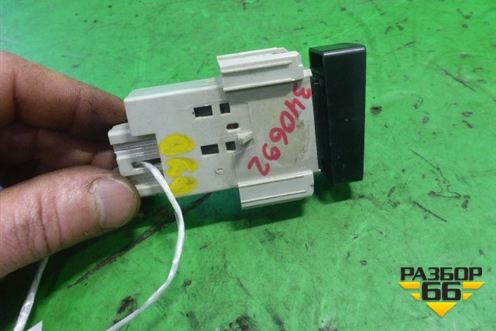 Кнопка включения кондиционера (3745100) для BYD F3 с 2007г (Ф3)