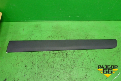 Накладка двери передней левой (новая) (10138750) для Suzuki SX4 с 2006-2013г (СХ4)