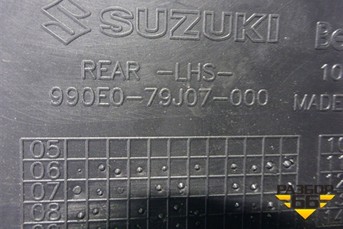 Накладка двери задней левой (широкая новая) (990E079J07000) для Suzuki SX4 с 2006-2013г (СХ4)