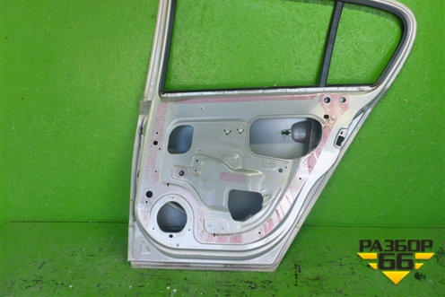 Дверь задняя правая (хетчбэк) (13162877) для Opel Astra H с 2004-2015г