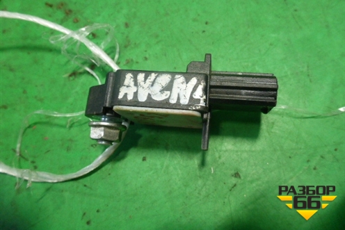 Датчик AIR BAG (8983102020) для Toyota Avensis с 2003-2009г (Авенсис)