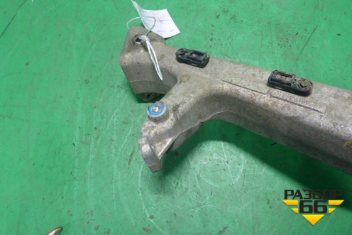 Кронштейн переднего бампера правый  (7420819613) для Renault TRUCK Premium 2 с 2005-2013г (Премиум 2)