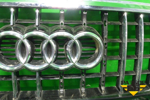 Решетка радиатора (после 2012г под парктроник) (8R0853651R) для Audi Q5 c 2008-2017г (Ку 5)