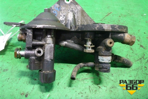 Кронштейн топливного фильтра  (с подкачкой) (21023285) для Renault TRUCK Premium 2 с 2005-2013г (Премиум 2)