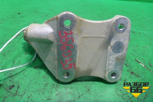 Кронштейн крепления привода (переднего 2.0л B4204T11) (31380220) для Volvo XC60 с 2008-2017г (ХС60)