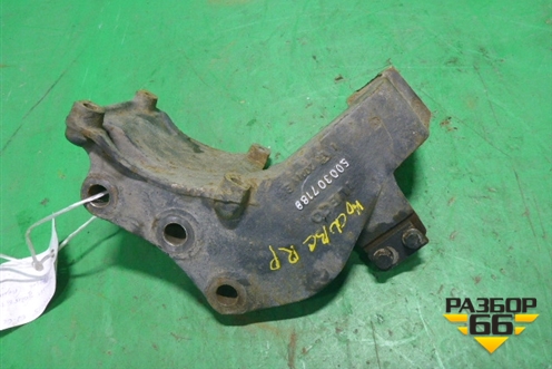 Кронштейн двигателя правый  (передний) (500307188) для Iveco Stralis с 2002-2006г (Стралис)