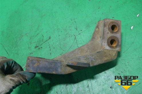 Кронштейн двигателя левый  (передний) (500307189) для Iveco Stralis с 2002-2006г (Стралис)