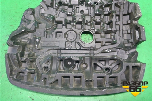 Накладка декоративная на двигатель (2.0л B4204T11) (31368886) для Volvo XC60 с 2008-2017г (ХС60)