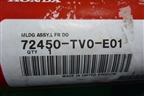 Накладка стекла переднего левого (новый) (72450TV0E01) для Honda Civic 5D с 2012г (Цивик)