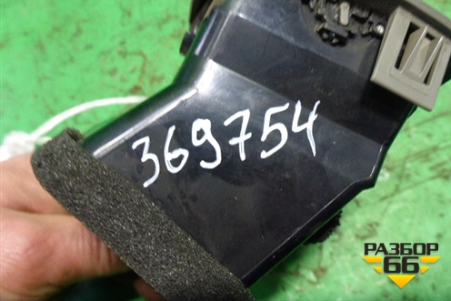 Дефлектор воздушный левый (52048105) для Chevrolet Cobalt с 2012г (Кобальт)