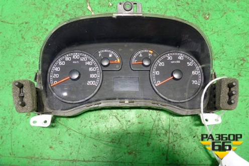 Щиток приборов МКПП (51761692) для Fiat Doblo с 2005-2015г (Добло)