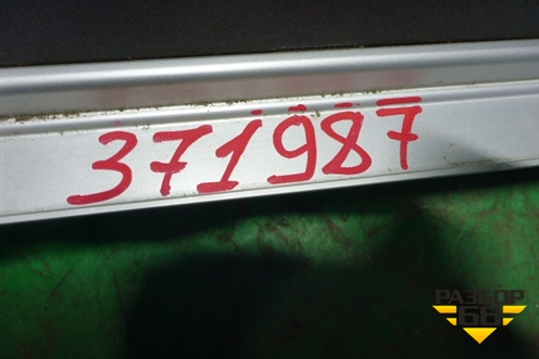 Обшивка в кабину (под спальник левая) для Scania 5 R Series с 2004-2016г