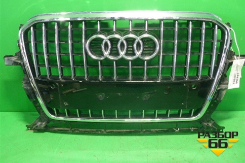 Решетка радиатора (после 2012г под парктроник) (8R0853651R) для Audi Q5 c 2008-2017г (Ку 5)