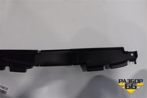 Накладка внутренняя (на решетку радиатора,новая) (71105T1V) для Honda CR-V с 2017г (ЦРВ СРВ)