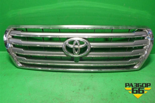 Решетка радиатора (после 2012г до 2015г под камеру) (5311460110) для Toyota Land Cruiser (200) с 2008г (Ленд Крузер)