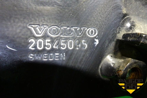 Петля решетки радиатора правая  (нижняя) (20545095) для Volvo TRUCK FH с 2002-2008г (ФШ)