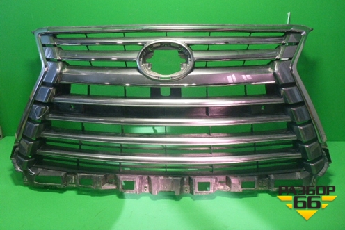 Решетка радиатора (под камеру и парктроник) (5311260230) для Lexus LX-570 с 2015г (ЛХ)