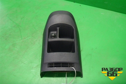 Накладка внутренняя (на подлокотник задняя) (77290SWAA010) для Honda CR-V(RE) с 2006-2012г (ЦРВ СРВ)