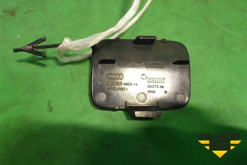 Заглушка в задний бампер (правая) (4M0807442A) для Audi Q7 c 2015г (Ку 7)