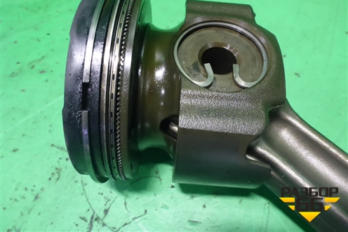 Поршень с шатуном ( DXI11) (Mahle) для Renault TRUCK Premium 2 с 2005-2013г (Премиум 2)