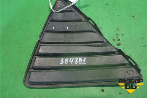 Решетка в передний бампер правая (до 2015г) (BM5117K946A) для Ford Focus 3 с 2011г (Фокус)