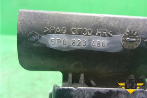 Крюк замка капота (5P0823480) для Seat Toledo с 2004-2009г (Толедо)