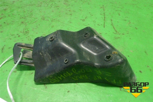 Кронштейн заднего бампера правый (под фонарь седан) (BM51F17A881A) для Ford Focus 3 с 2011г (Фокус)
