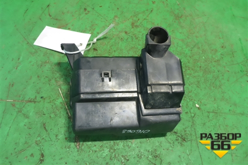 Корпус блока предохранителей (подкапотный) (284B97Y000) для Nissan Murano (Z50) с 2002-2008г (Мурано)