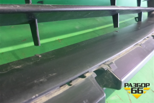 Решетка радиатора (нижняя часть под парктроник до 2019г) (5311248160) для Lexus RX 350 c 2015г (РХ)