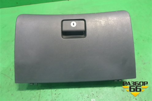 Бардачок (5555112340) для Toyota Corolla (E12) с 2001-2007г (Королла 120)