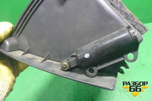 Бардачок (5555112340) для Toyota Corolla (E12) с 2001-2007г (Королла 120)