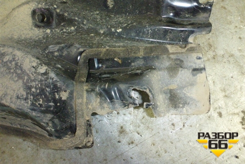 Короб водоотводящий для Toyota Corolla (E15) с 2006-2013г (Королла 150)