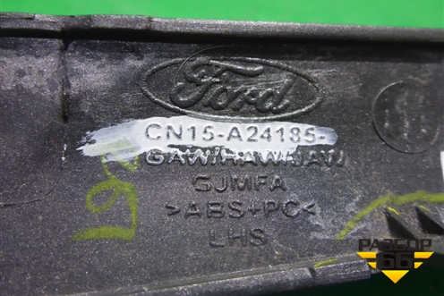 Накладка двери передней левой (на обшивку) (CN15A24185) для Ford EcoSport с 2014г (Экоспорт)