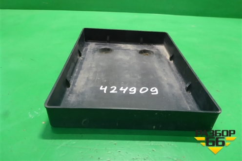 Площадка под аккумулятор (пластиковая) (3366065J0) для Suzuki Grand Vitara с 2006г (Гранд Витара)