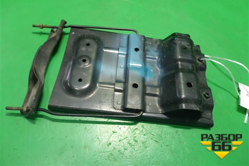 Площадка под аккумулятор (7255065J00) для Suzuki Grand Vitara с 2006г (Гранд Витара)