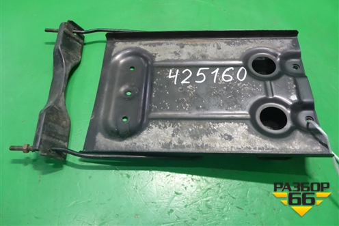 Площадка под аккумулятор (7255065J00) для Suzuki Grand Vitara с 2006г (Гранд Витара)