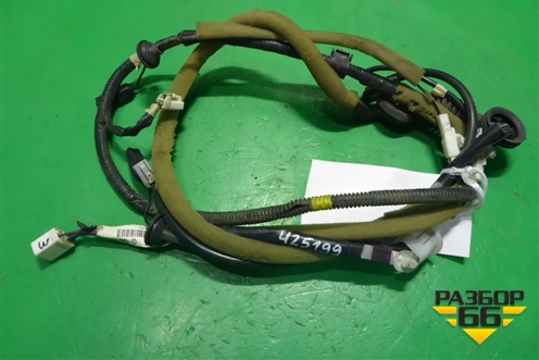 Проводка двери багажника (8218552060) для Toyota Yaris с 1999-2005г (Ярис)