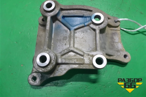 Кронштейн компрессора кондиционера ( 2.0л J20) (9511164J10 5698112500) для Suzuki Grand Vitara с 2006г (Гранд Витара)