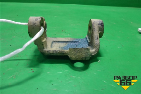 Кронштейн генератора (2.0л J20) (1155065J00) для Suzuki Grand Vitara с 2006г (Гранд Витара)