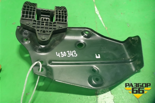 Кронштейн капота правый для Renault TRUCK Midlum I с 2000-2005г (Мидлум)